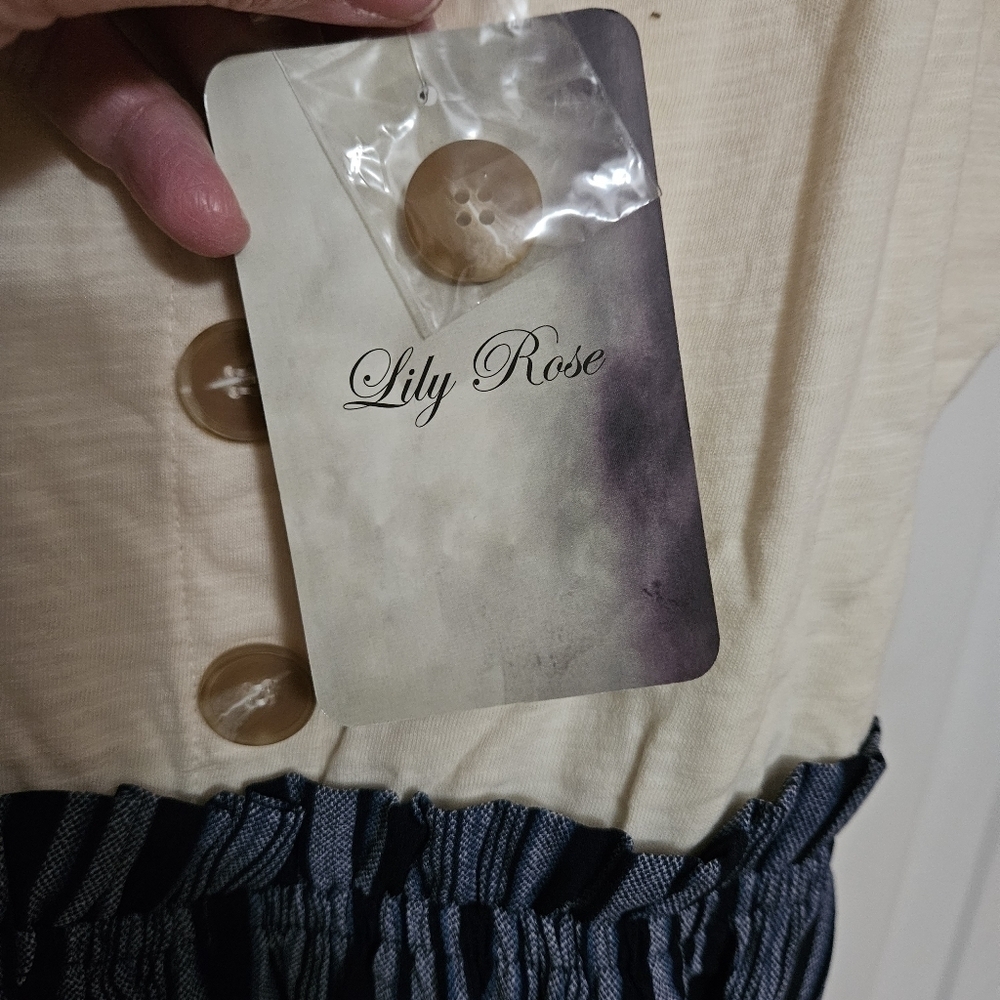 Lily Rose Button Front Paper Bag Jumpsuit - Picture 9 of 11